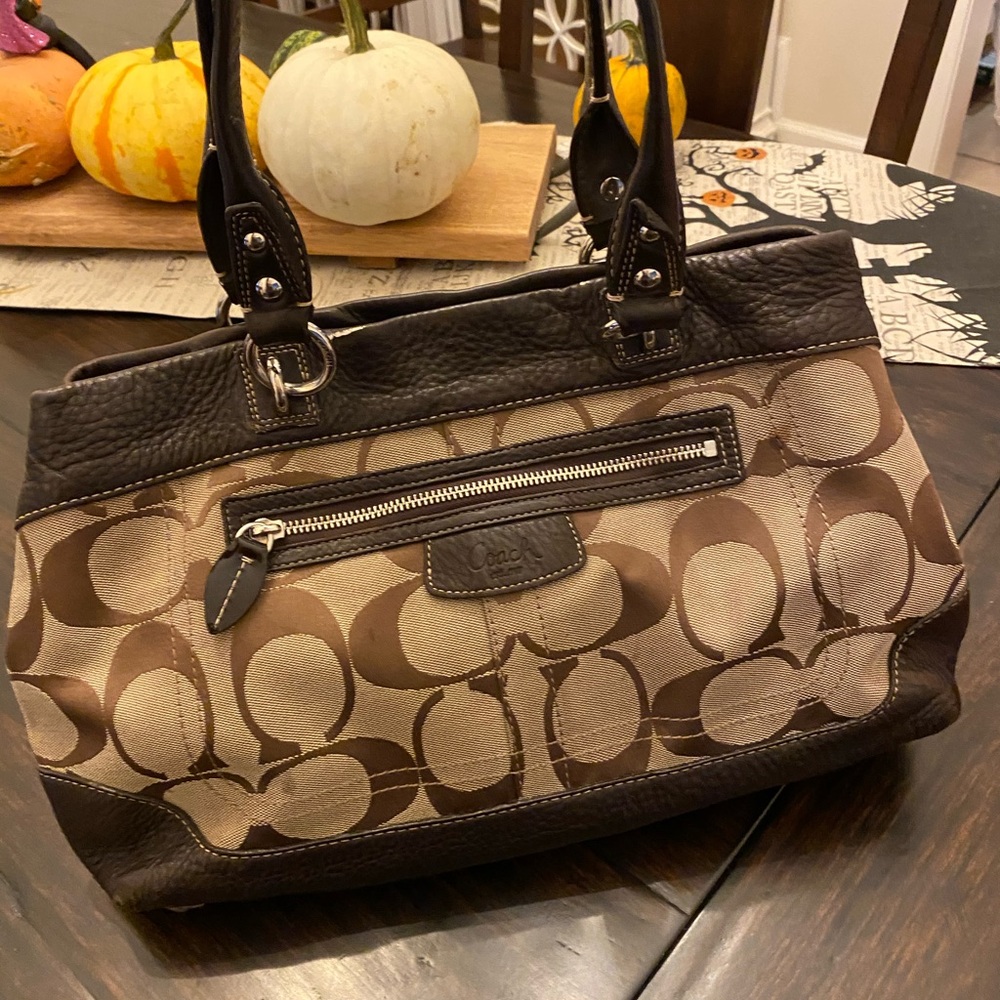 Coach Handbag - Picture 5 of 5